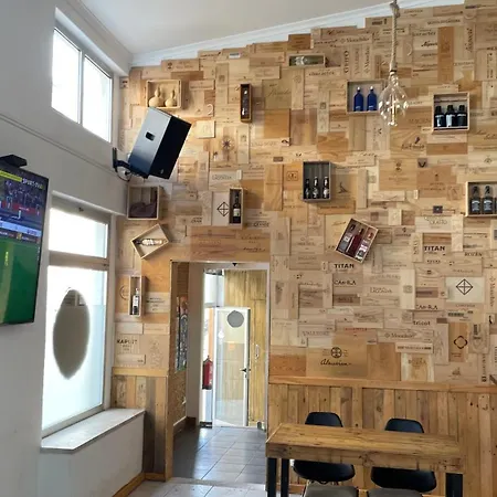 בית נופש Lambisco- Local