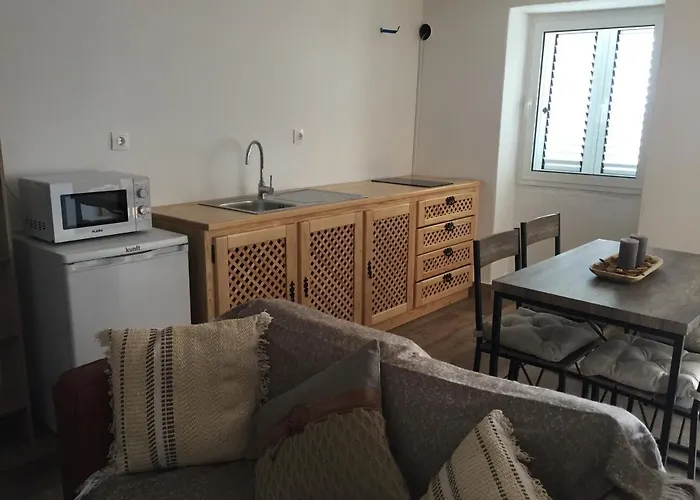 Lambisco- Local Alfândega da Fé